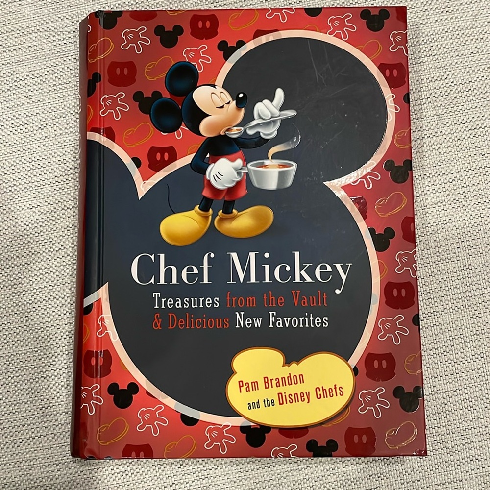 Disney cookbook in excellent shape